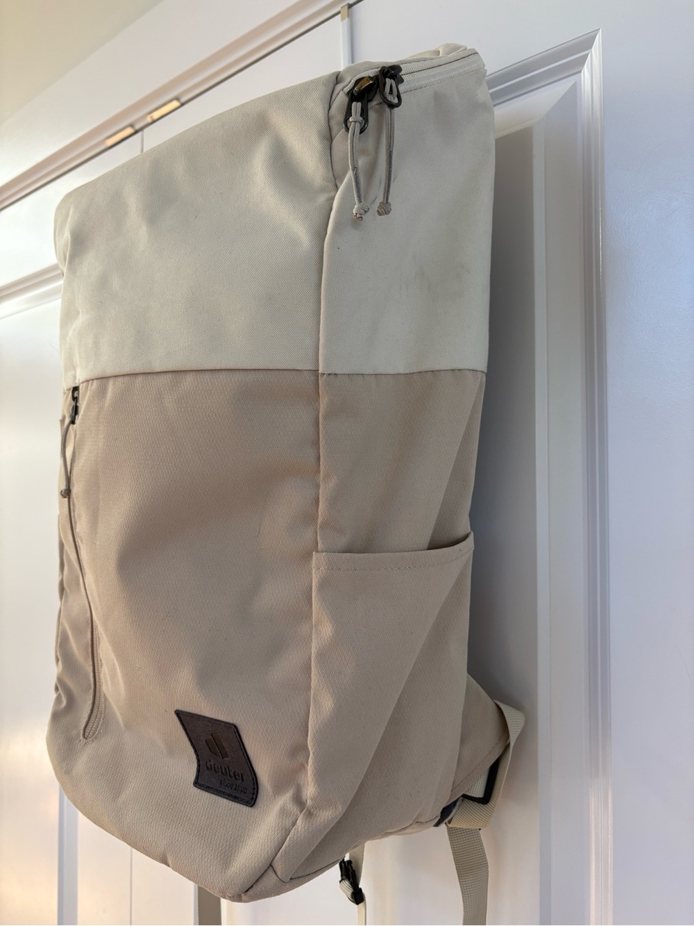 Deuter Stockholm Minimalist Neutral Backpack
